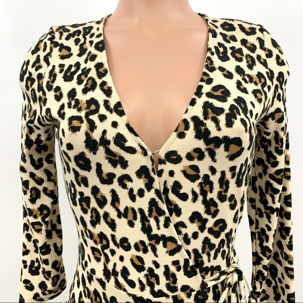 Banana Republic Leopard Print Wrap Knit Dress XS - Picture 5 of 12